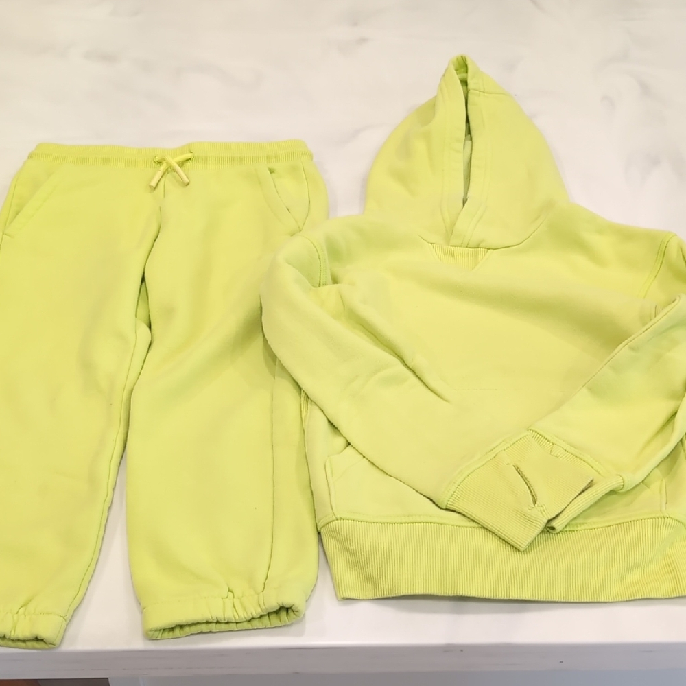 All In Motion Sweatsuit, XS, 4/5